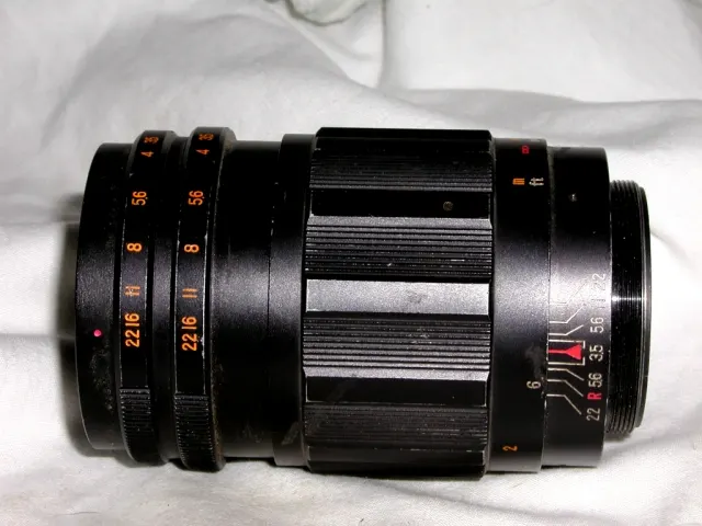 Lentar 135mm f/3.5