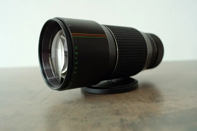 Makinon 300mm f/4 MC Auto