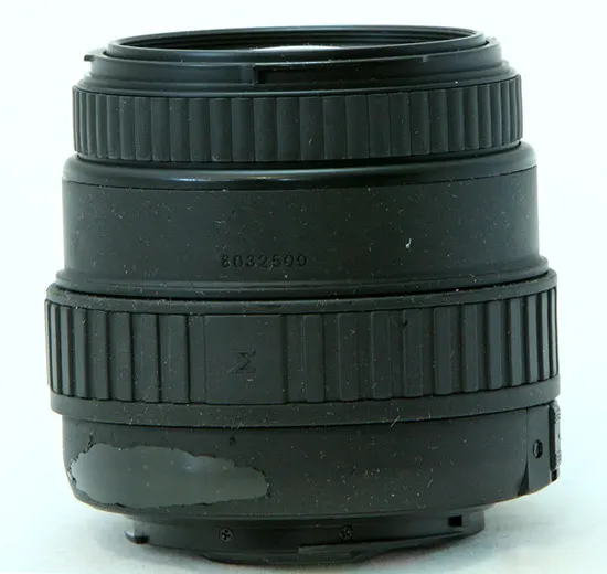 Sigma AF 28-70mm f/3.5-4.5 UC Zoom MC