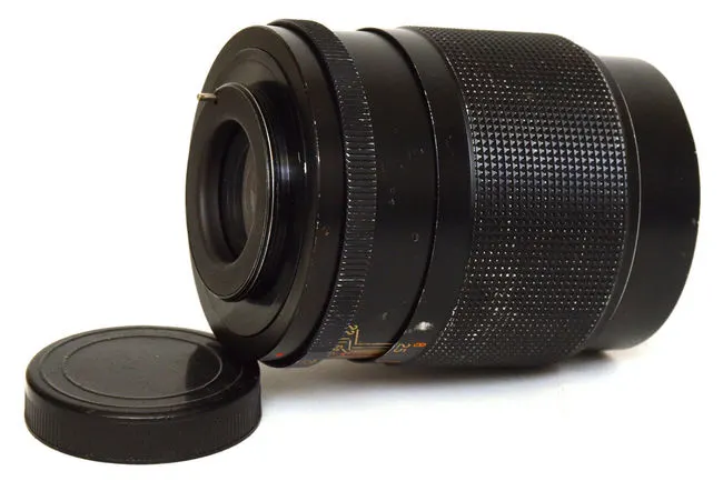Samigon 135mm f/2.8 Telephoto