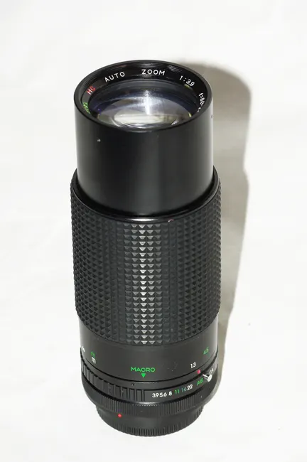 Sirius 80-200mm f/3.9 MC Auto Zoom