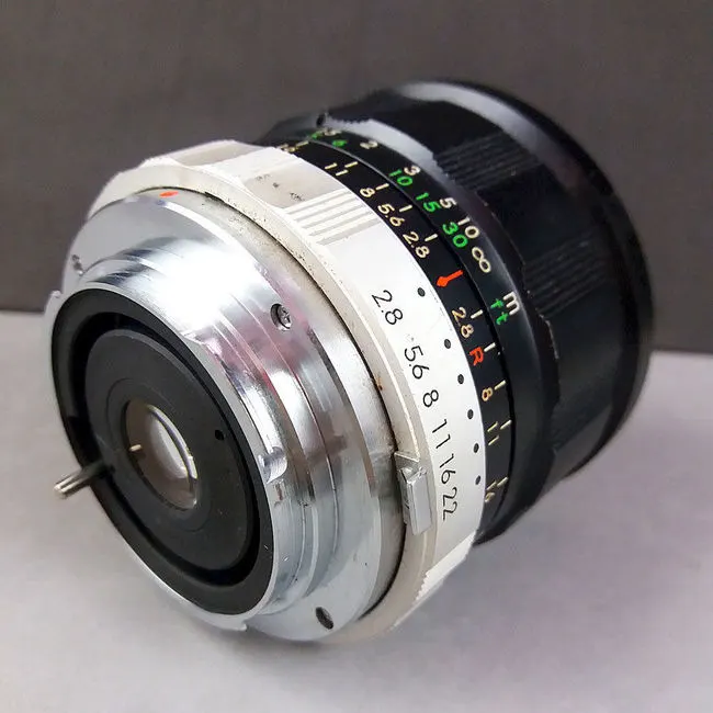 Soligor Wide-Auto 28mm f/2.8 (III)