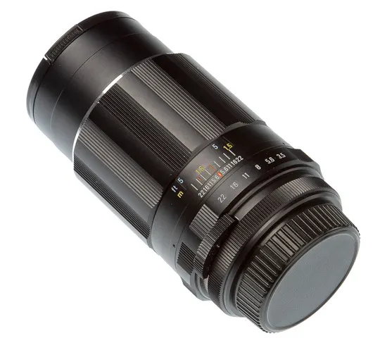 Super-Multi-Coated Takumar 135mm f/3.5