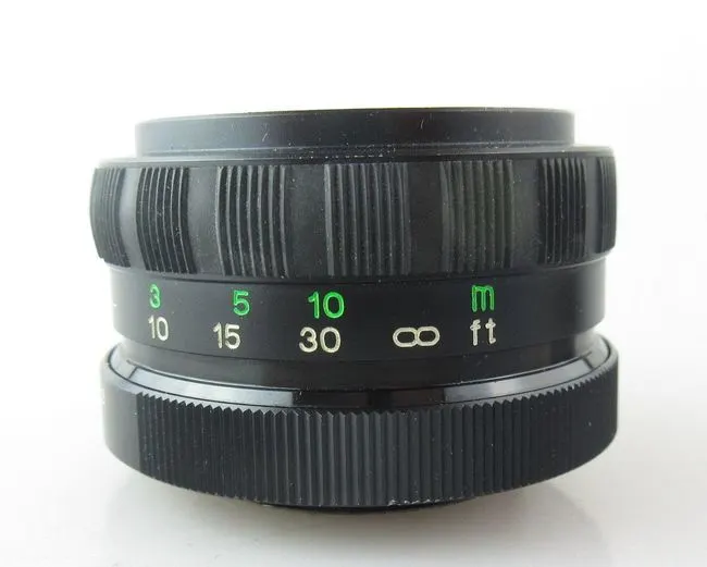 Revuenon 55mm f/2.8 Auto