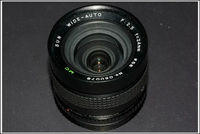 Sun 24mm f/2.5 MC Wide-Auto