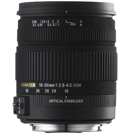 Sigma 18-50mm f/2.8-4.5 DC OS HSM