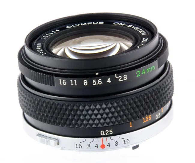 Olympus OM-System Zuiko MC Auto-W 24mm f/2.8