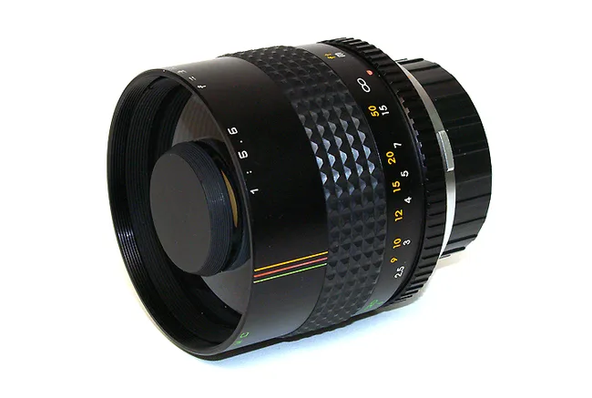 Makinon 300mm f/5.6 Reflex