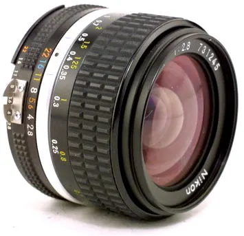 Nikon Nikkor 28mm f/2.8 Ai-S