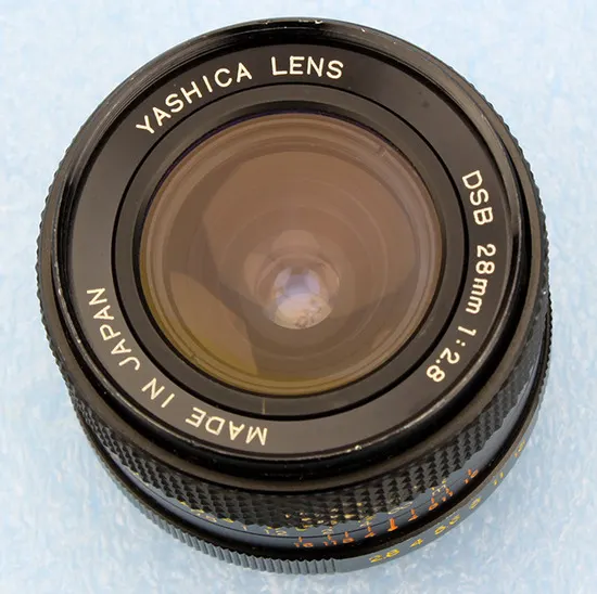 Yashica DSB 28mm f/2.8
