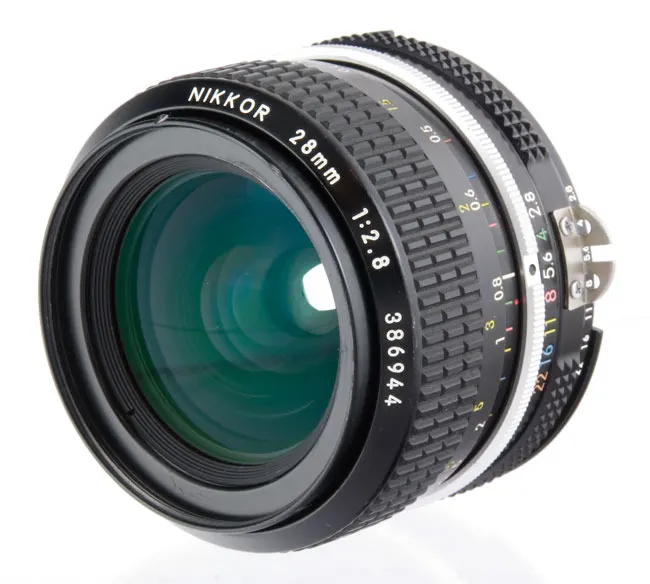 Nikon Nikkor 28mm f/2.8 Ai