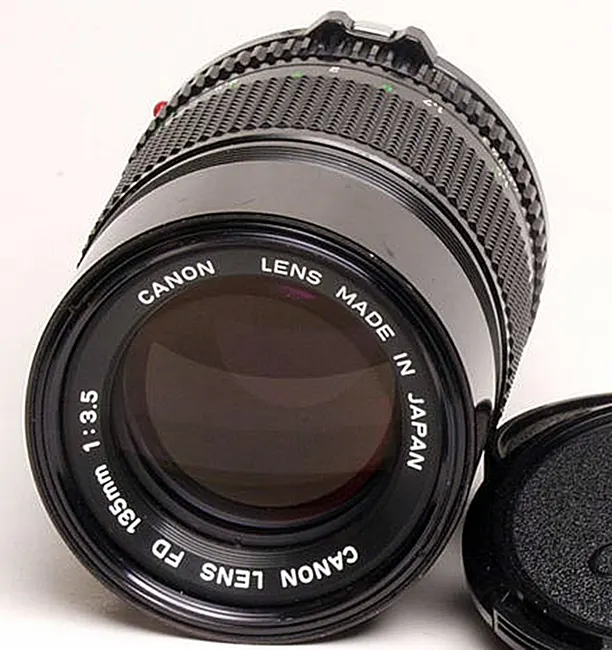 Canon FDn 135mm f/3.5