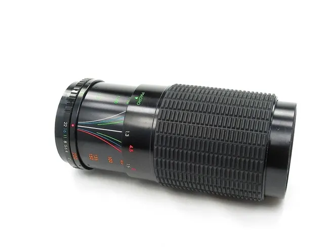 Presenta 80-200mm f/4.0 MC Auto Zoo