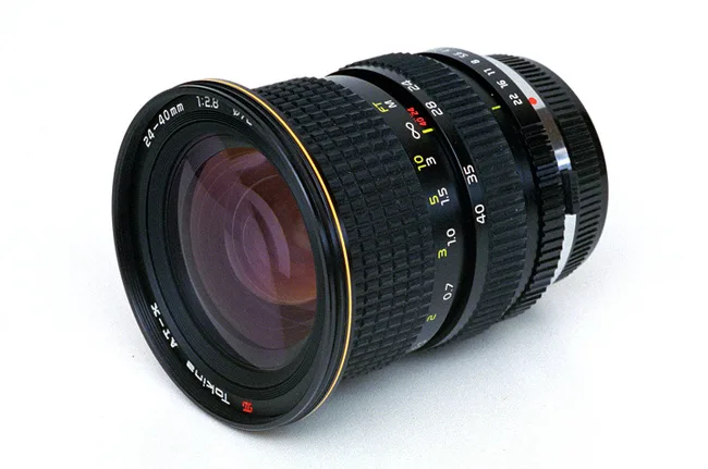 Tokina AT-X 24-40mm f/2.8