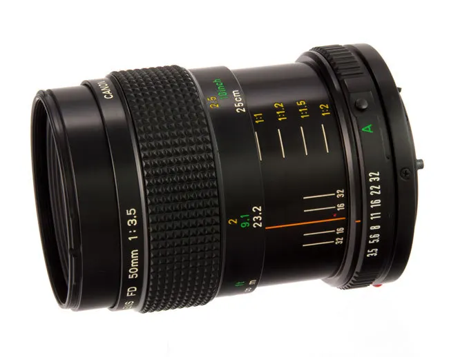 Canon FDn 50mm f/3.5 Macro