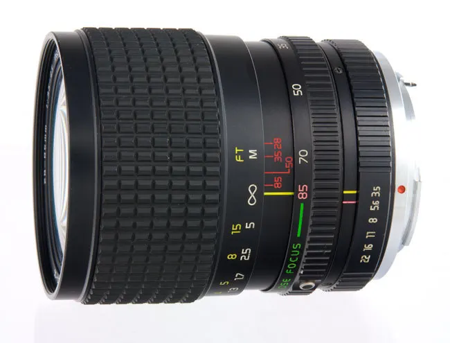 Tokina AT-X 28-85mm f/3.5-4.5
