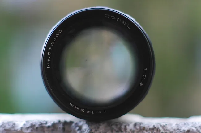 Zodel 135mm f/2.8