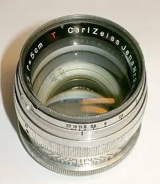 Carl Zeiss Jena Sonnar T 50mm f/1.5