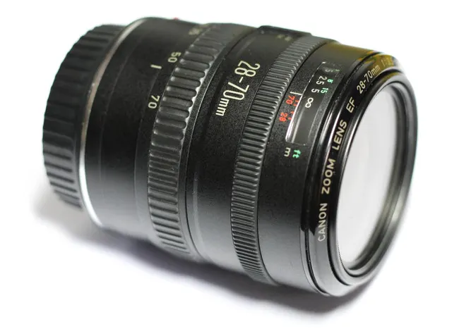 Canon EF 28-70mm f/3.5-4.5 II