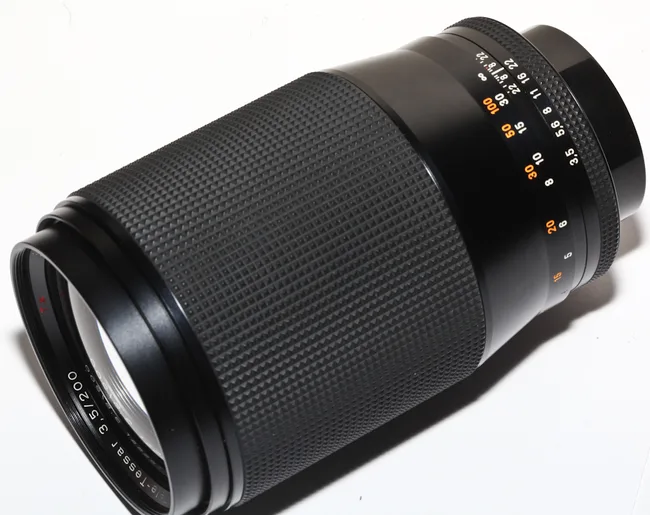 Carl Zeiss Tele-tessar 200mm f/3.5 C/Y