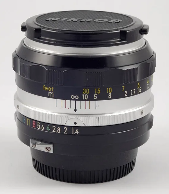 Nikon Nikkor-S 50mm f/1.4 non-Ai