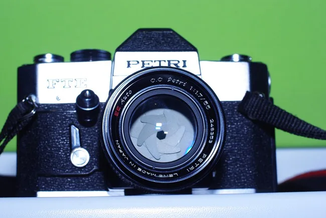 Petri 55mm f/1.7 C.C. Auto EE