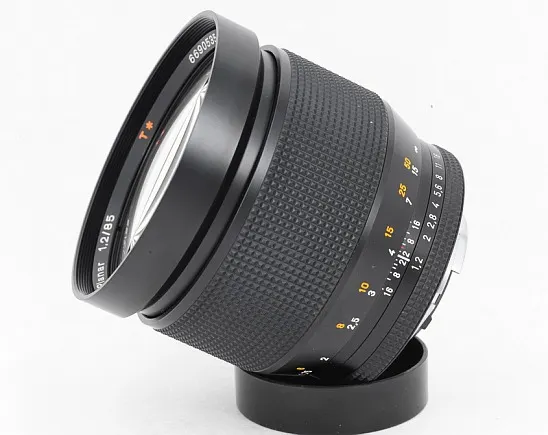 Carl Zeiss Planar T 85mm f/1.2 C/Y