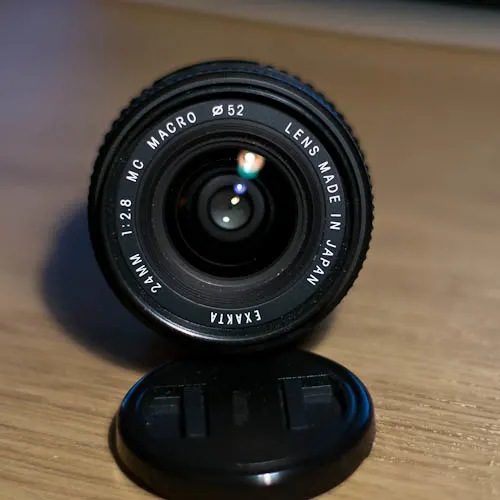 Exakta 24mm f/2.8 MC Macro