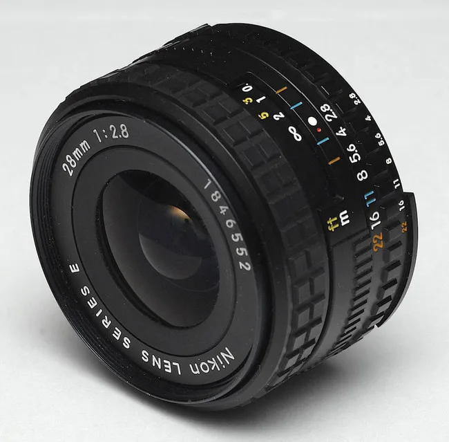 Nikon Series E 28mm f/2.8 (I)