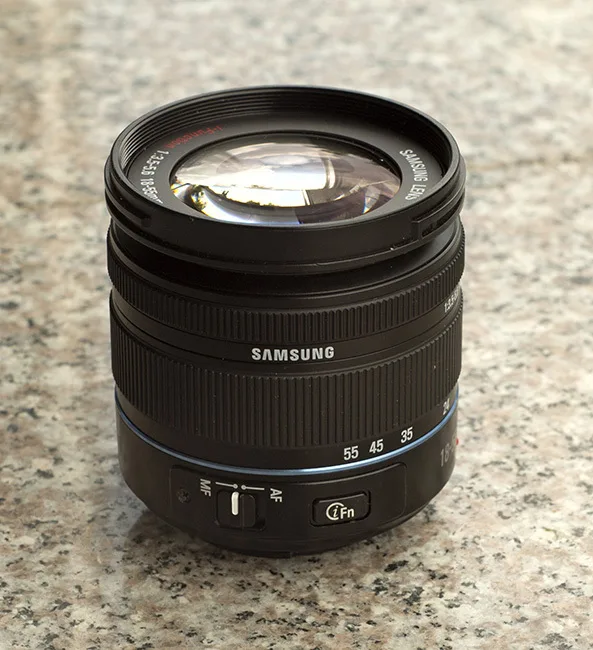 Samsung 18-55mm f/3.5-5.6 OIS II