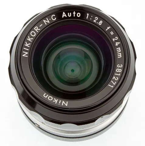 Nikon Nikkor-N.C 24mm f/2.8 non-Ai