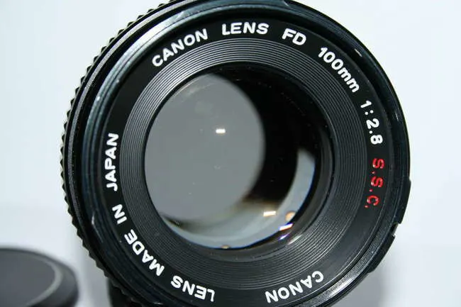 Canon FD 100mm f/2.8 S.S.C.