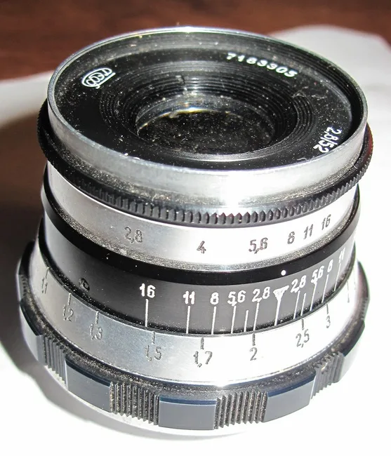 I-61 52mm f/2.8