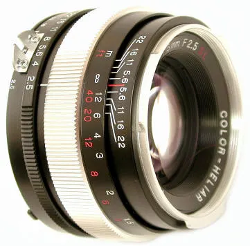Voigtlander Color-Heliar 75mm f/2.5 SL I