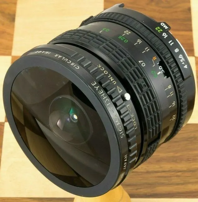 Sigma-Fisheye MF 8mm f/4