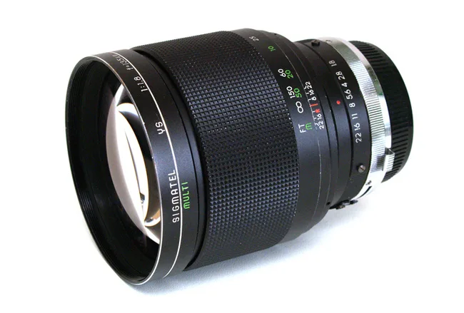 Sigmatel 135mm f/1.8