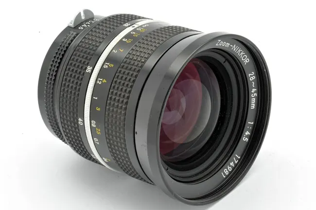 Nikon Nikkor 28-45mm f/4.5 non-Ai