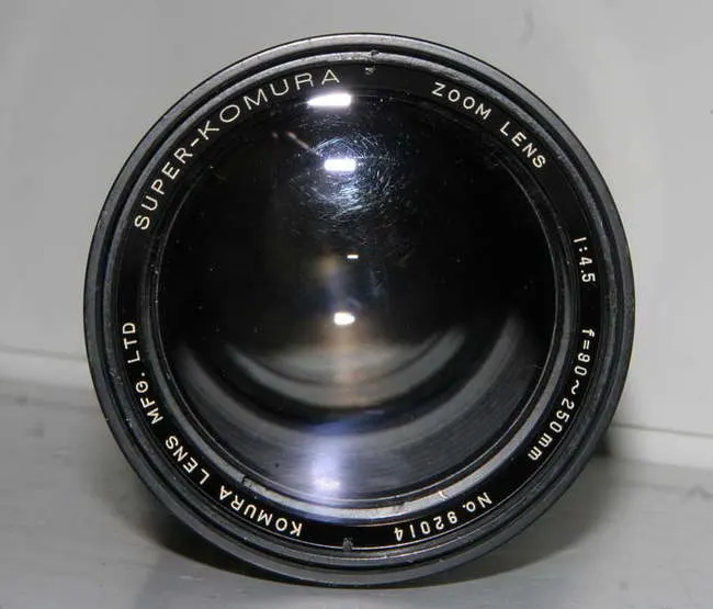 Super Komura Zoom 90-250mm f/4.5