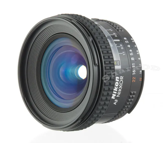 Nikon AF Nikkor 20mm f/2.8