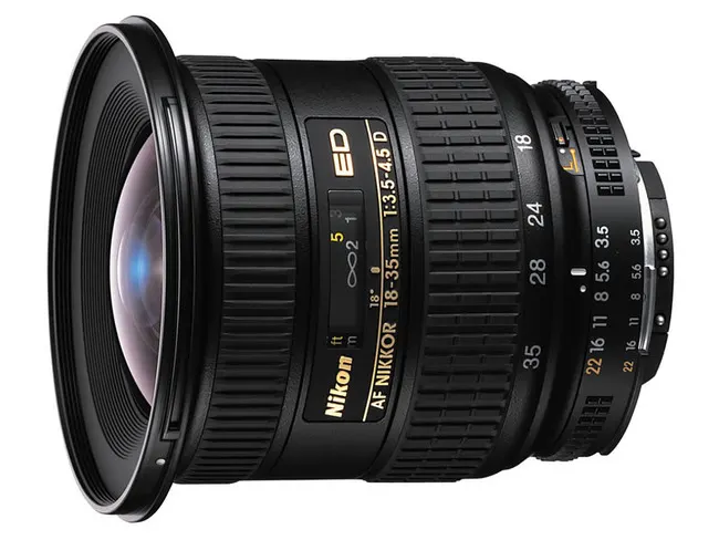 Nikon AF Nikkor 18-35mm f/3.5-4.5 D IF ED