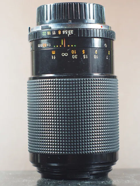 Rokinon 80-200mm f/3.9-4.9 Macro MC Auto