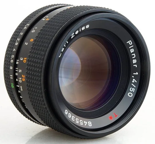 Carl Zeiss Planar T 50mm f/1.4 C/Y