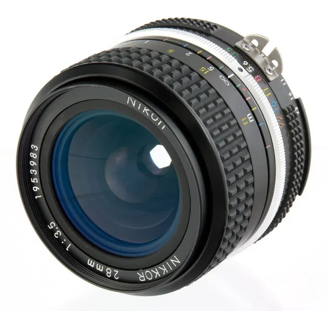 Nikon Nikkor 28mm f/3.5 Ai
