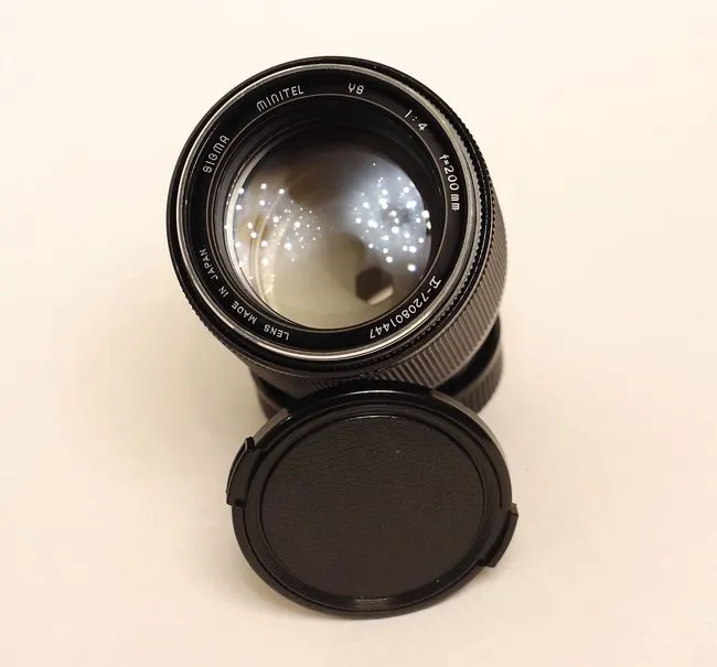 Sigma MF 200mm f/4 YS Minitel
