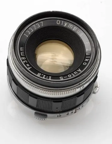 Olympus F.Zuiko Auto-S 38mm f/1.8