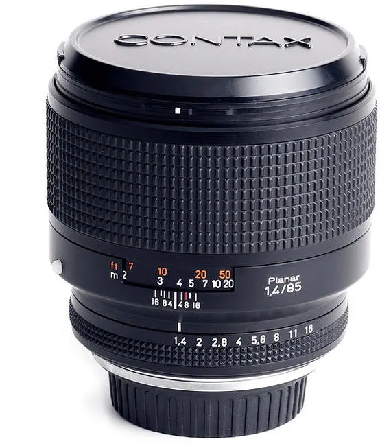 Carl Zeiss Planar T 85mm f/1.4 N