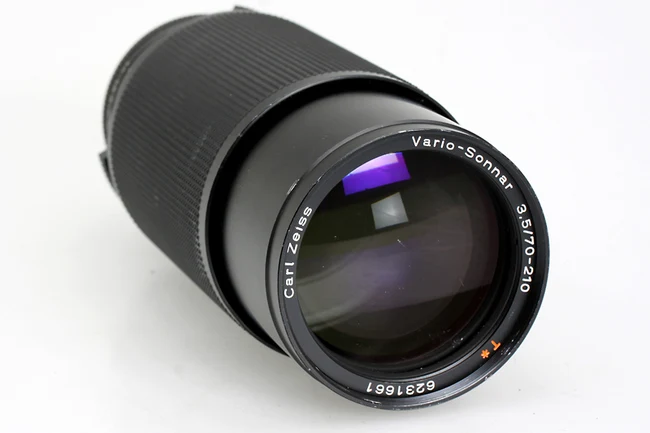 Carl Zeiss Vario-Sonnar T 70-210mm f/3.5 C/Y