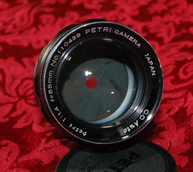 Petri C.C. Auto 55mm f/1.4
