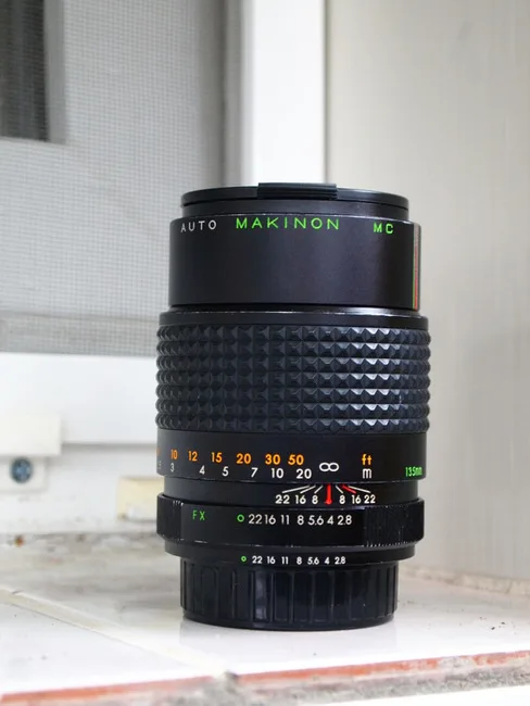 Makinon 135mm f/2.8 MC Auto