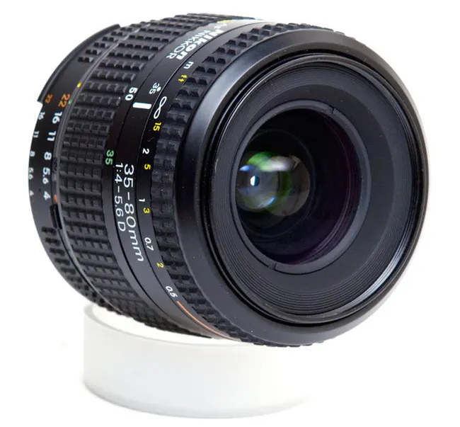 Nikon AF Nikkor 35-80mm f/4-5.6 D (I)